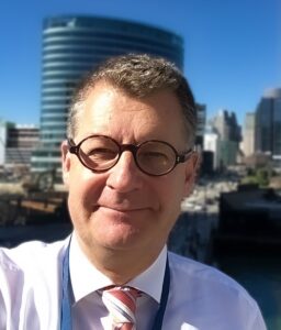 Dr. Sven Staender, MD